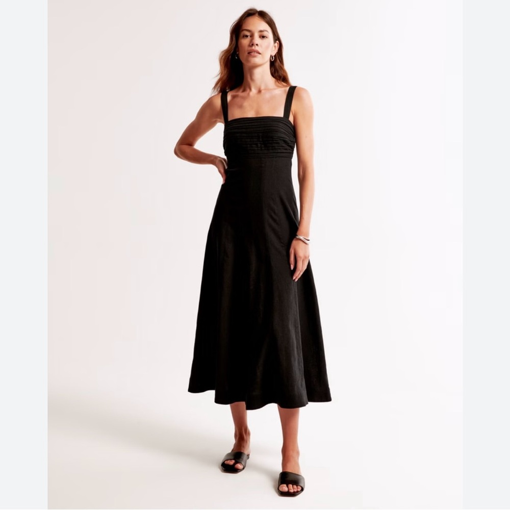 Abercrombie & Fitch Emerson Midi Dress
